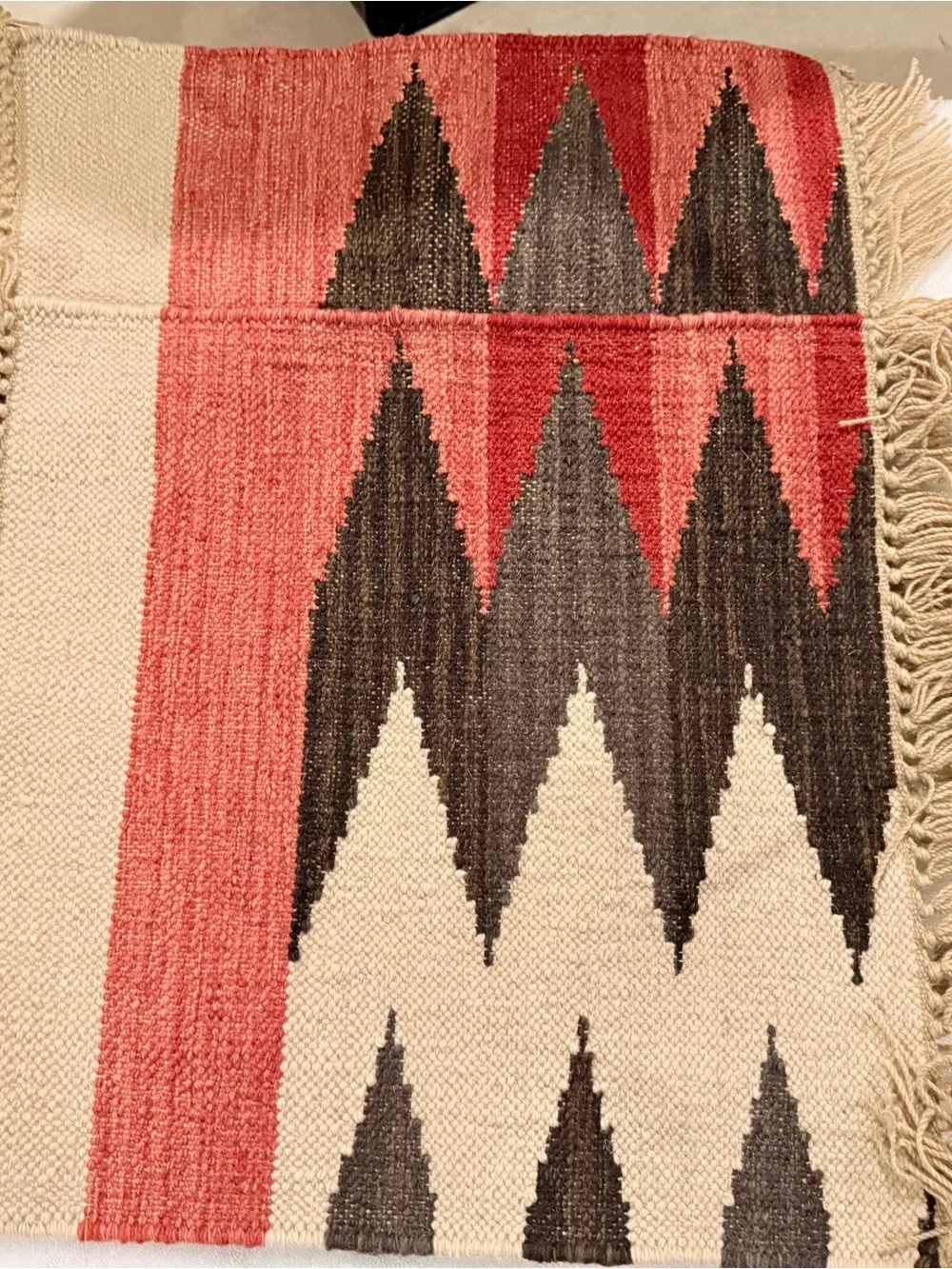 New Pottery Barn Andie Tribal Kilim Dhurrie Small Rug, Red/Black/White, Small